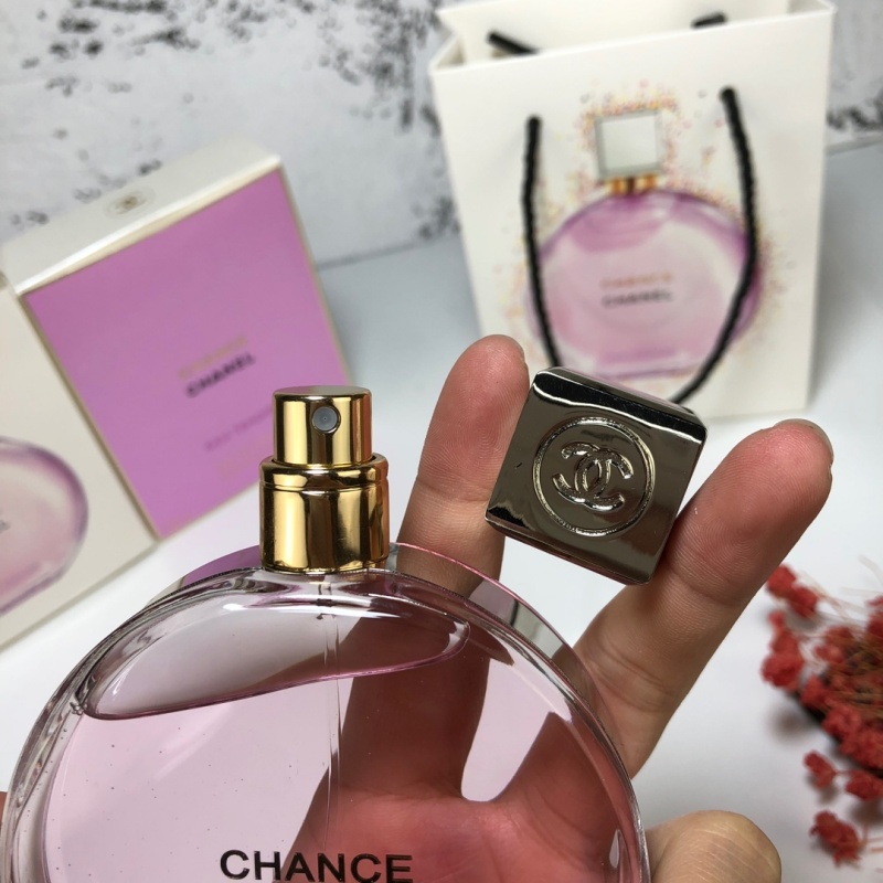 CHANEL Chance Eau Tendre Eau de Parfum – Floral Fruity Perfume for Women