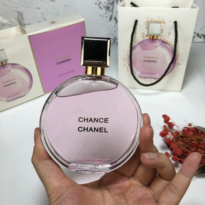 CHANEL Chance Eau Tendre Eau de Parfum – Floral Fruity Perfume for Women