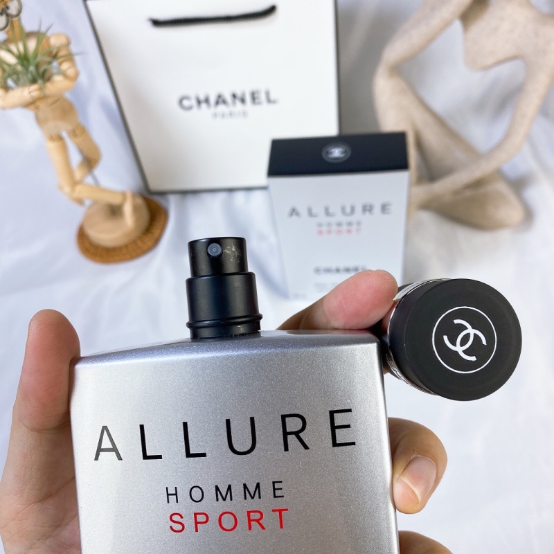 CHANEL Allure Homme Sport Eau de Toilette - Luxury Fresh Woody Cologne for Men