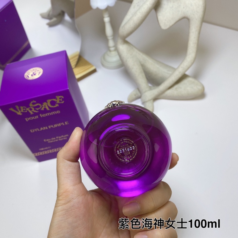Versace Dylan Purple Pour Femme Eau de Parfum |Authentic Versace Perfumes At Factory Wholesale