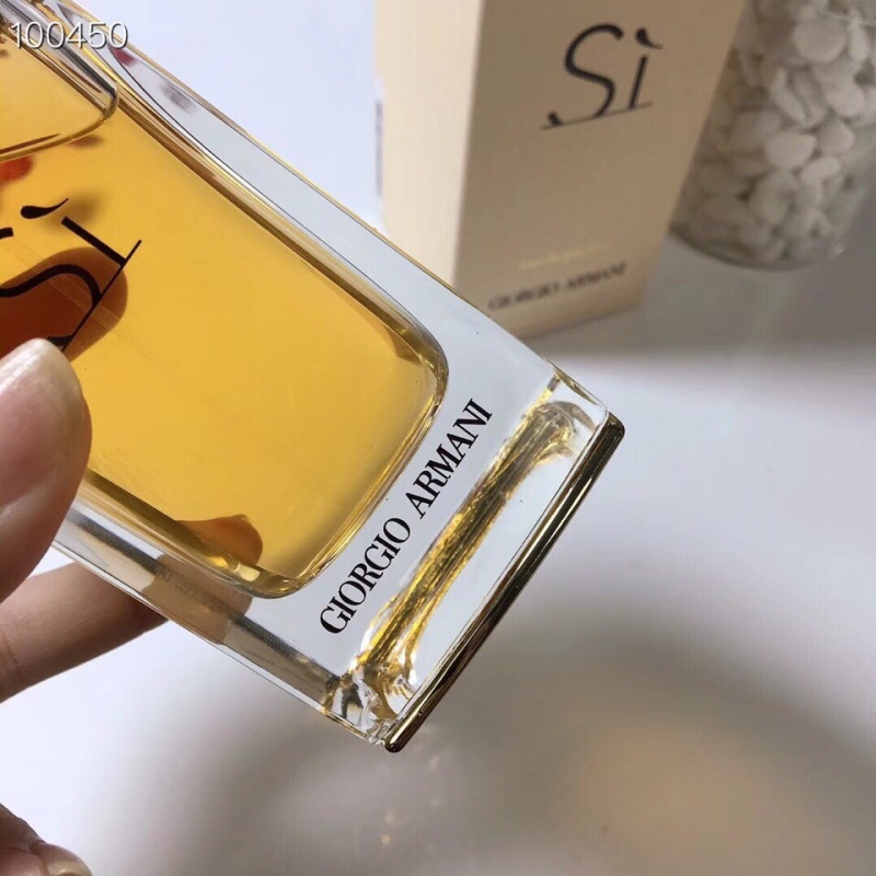 Giorgio Armani Si Eau de Parfum | Luxury Women's Perfume - Long-lasting Fragrance